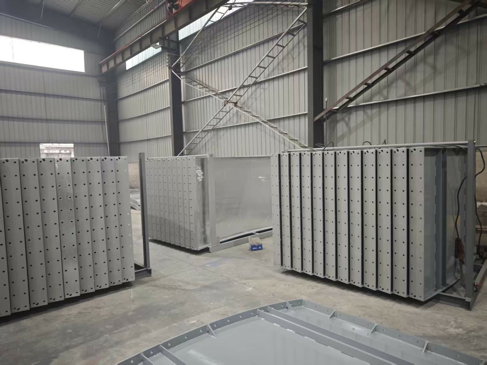 Bolted cement silo system